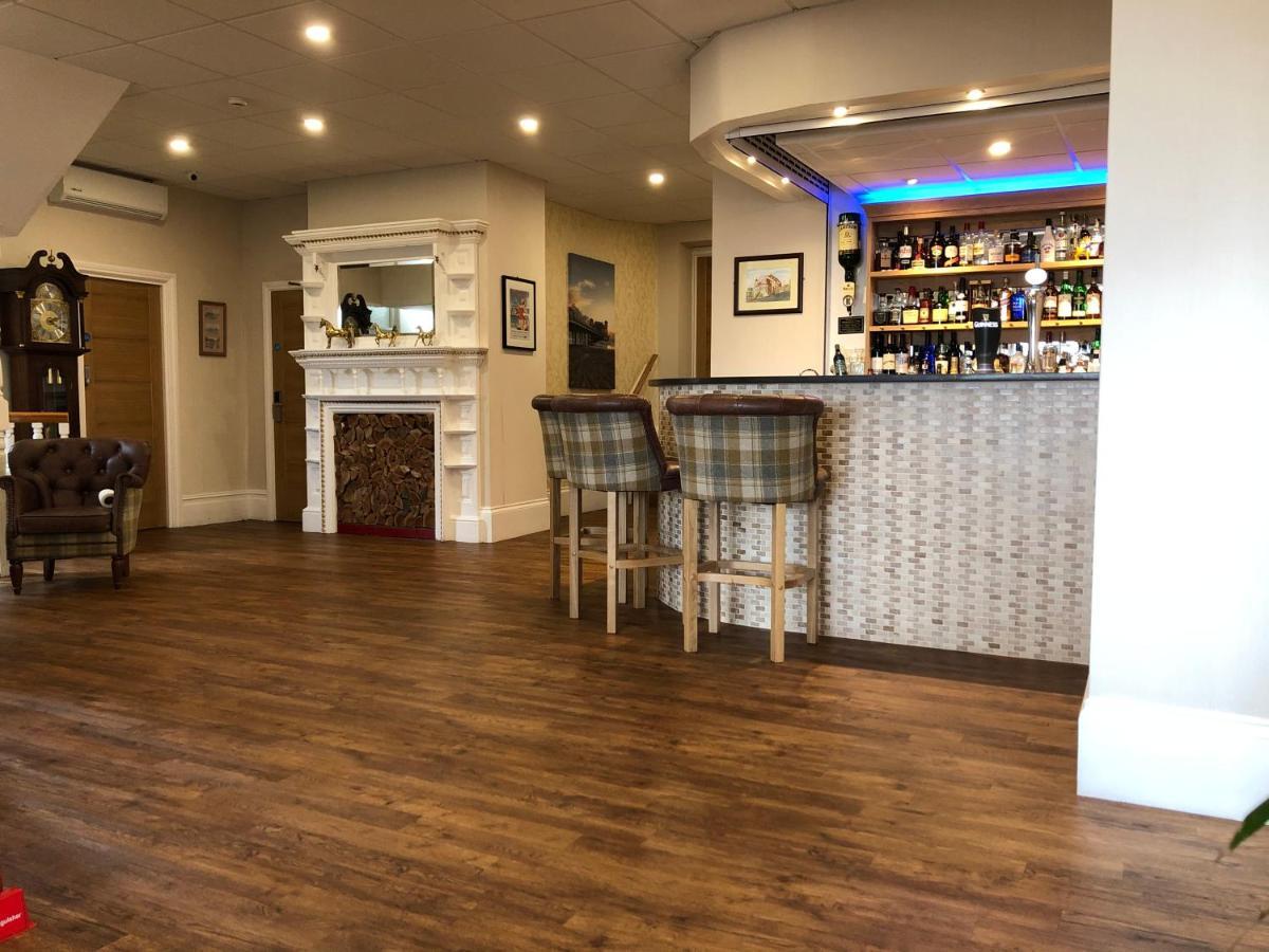 ווסטון סופר מארה Queenswood Hotel מראה חיצוני תמונה